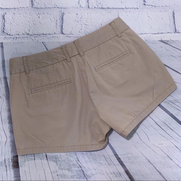 J. CREW 3” Broken In Chino Shorts - Khaki - Picture 3 of 4
